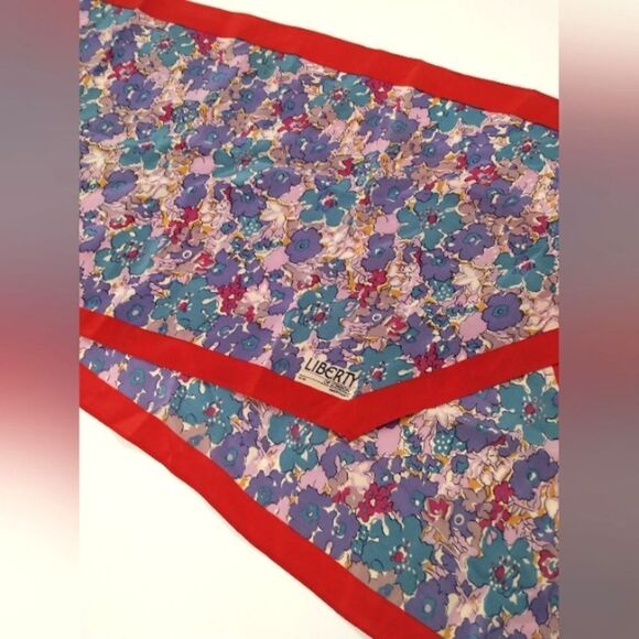 Liberty of London Vintage Floral Flowers Silk Scarf - Picture 5 of 12